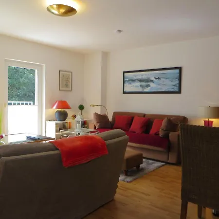 Weisses-haus-am-kurpark-fewo-bergblick *