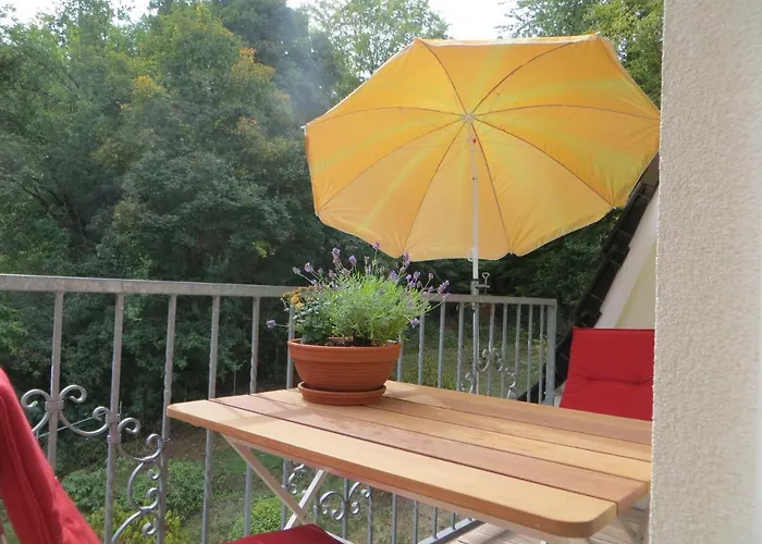 Weisses-haus-am-kurpark-fewo-bergblick Lejlighed *