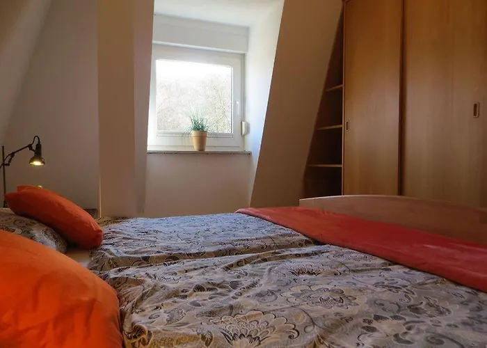 Weisses-haus-am-kurpark-fewo-bergblick Lejlighed