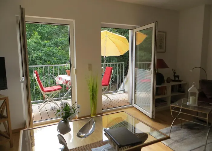 Weisses-haus-am-kurpark-fewo-bergblick